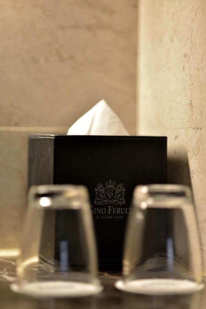 Gino Feruci Kebon Jati By Kagum Hotels Бандунг Екстериор снимка