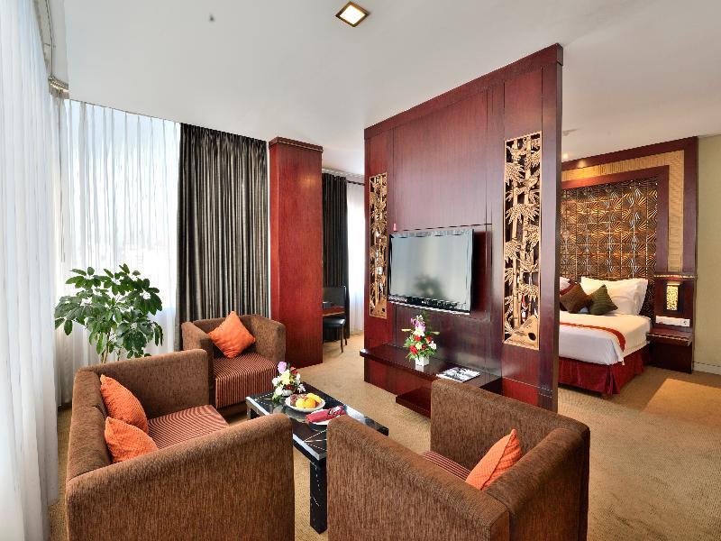 Gino Feruci Kebon Jati By Kagum Hotels Бандунг Екстериор снимка