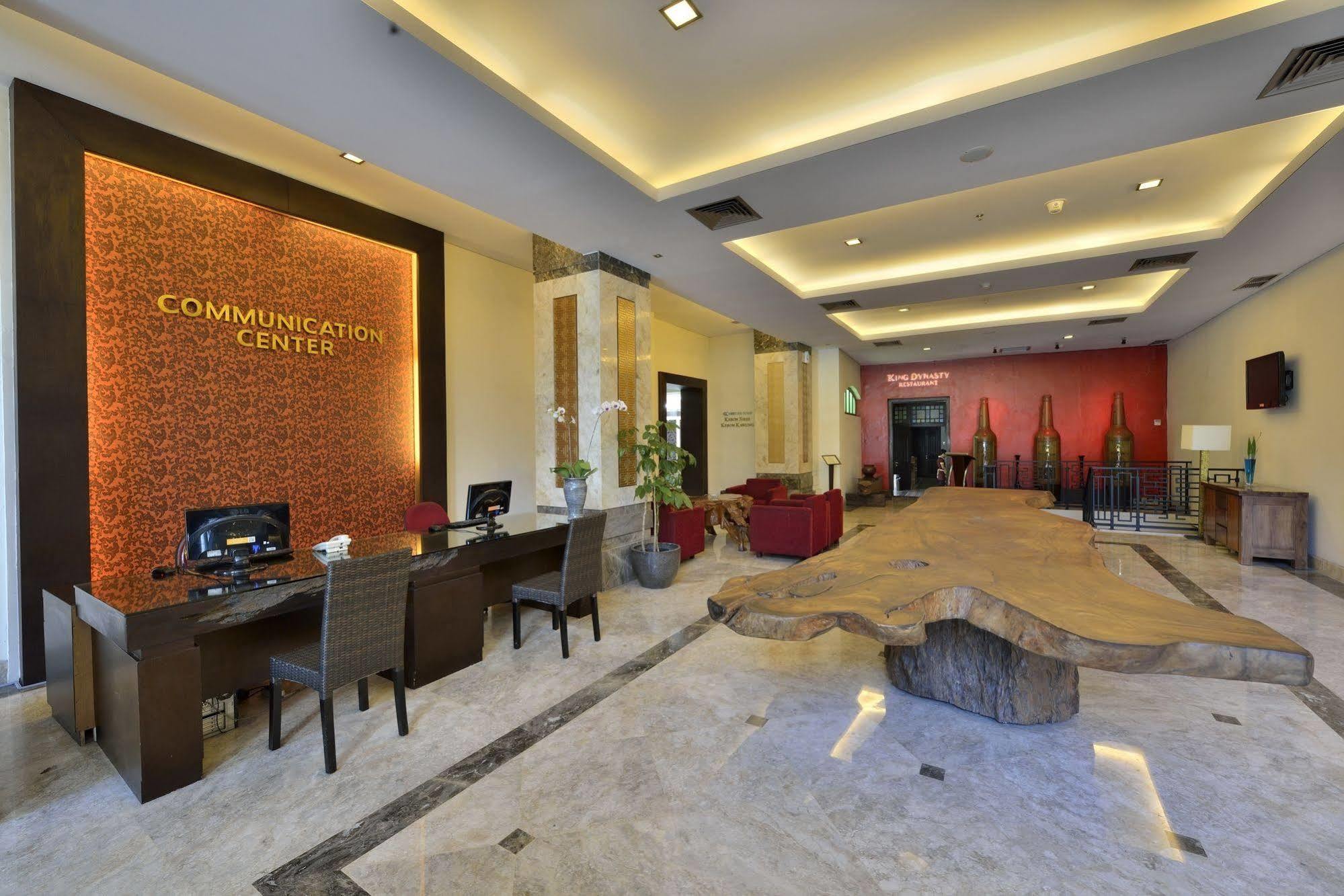Gino Feruci Kebon Jati By Kagum Hotels Бандунг Екстериор снимка